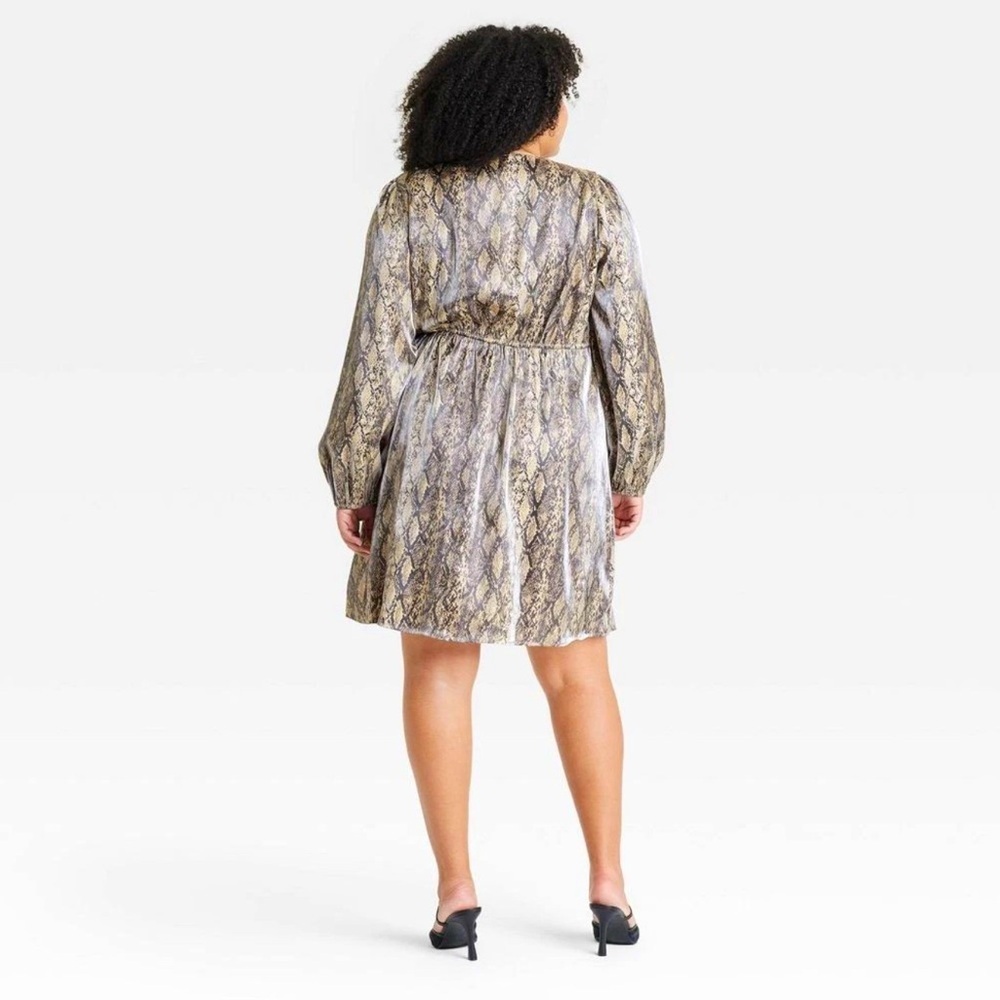 Ava & Viv Snake Skin Print Midi Plus Size Dress N… - image 3